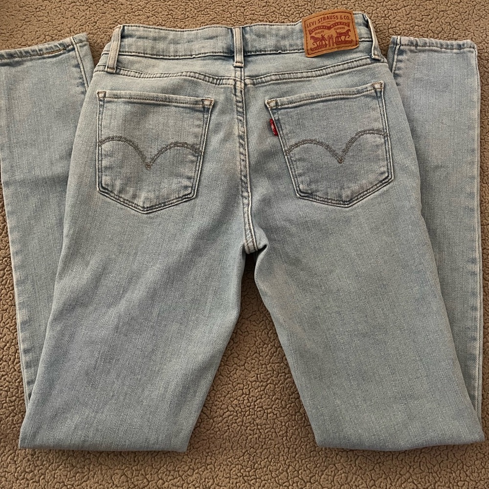 ✨Levi’s (2 Pairs) 711 Skinny Jeans✨